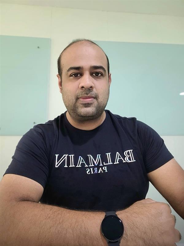 Dr Aditya Khullar